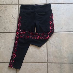 Reflex Cropped Athletic Leggings